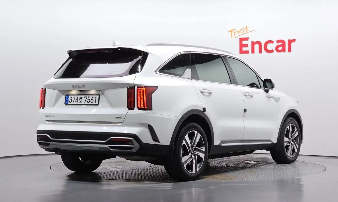 Kia Sorento — фото 4
