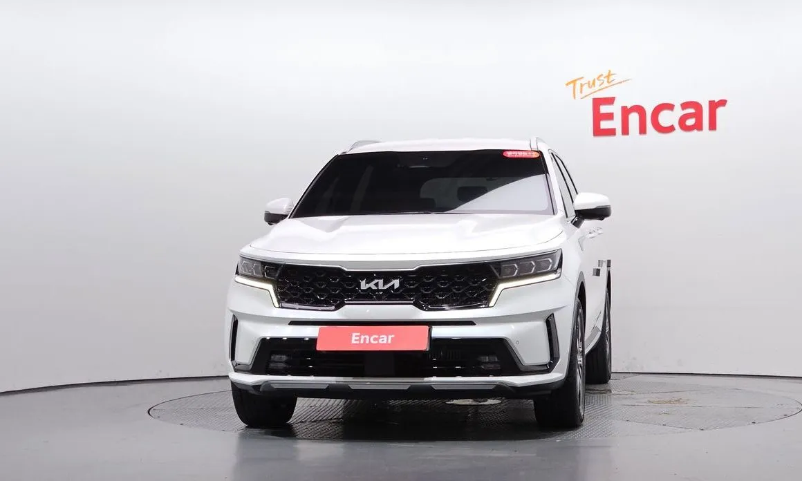 Kia Sorento — фото 6