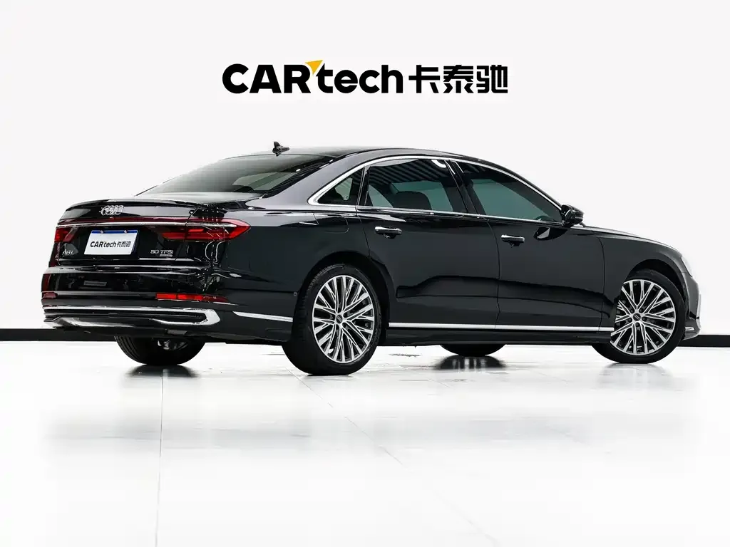 Audi A8 — фото 4