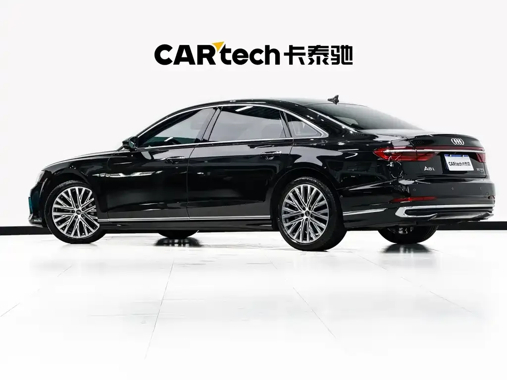 Audi A8 — фото 8