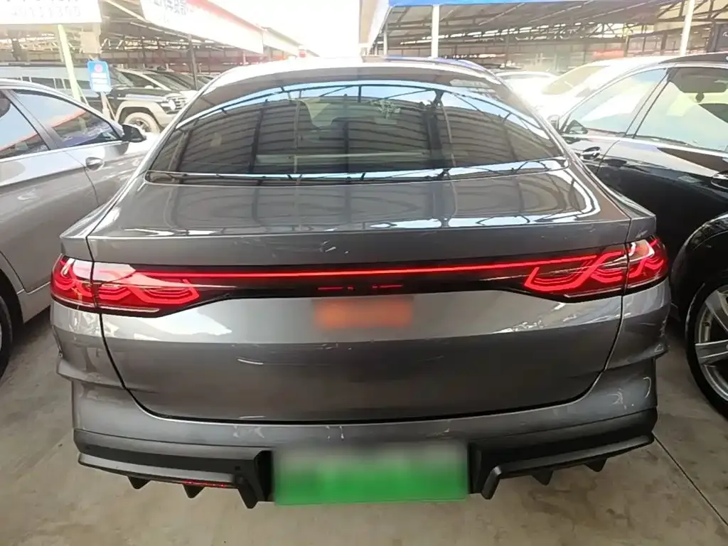 BYD Qin L — фото 3