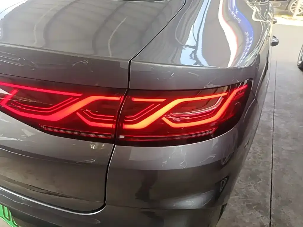 BYD Qin L — фото 8