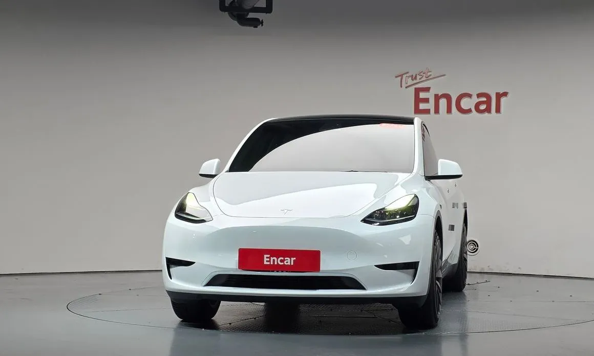 Tesla Model Y — фото 7