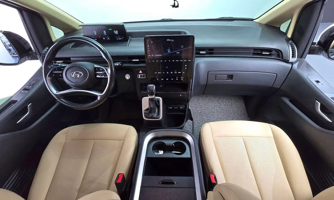 Hyundai Staria — фото 9