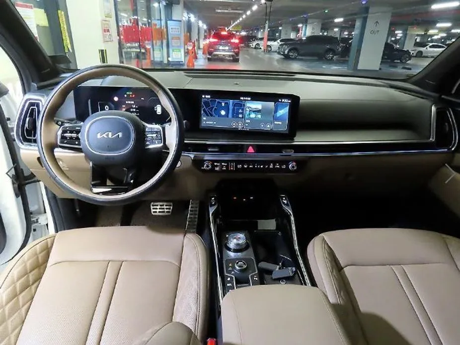 Kia Sorento — фото 8