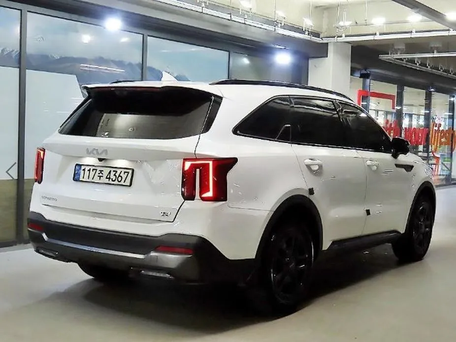 Kia Sorento — фото 9