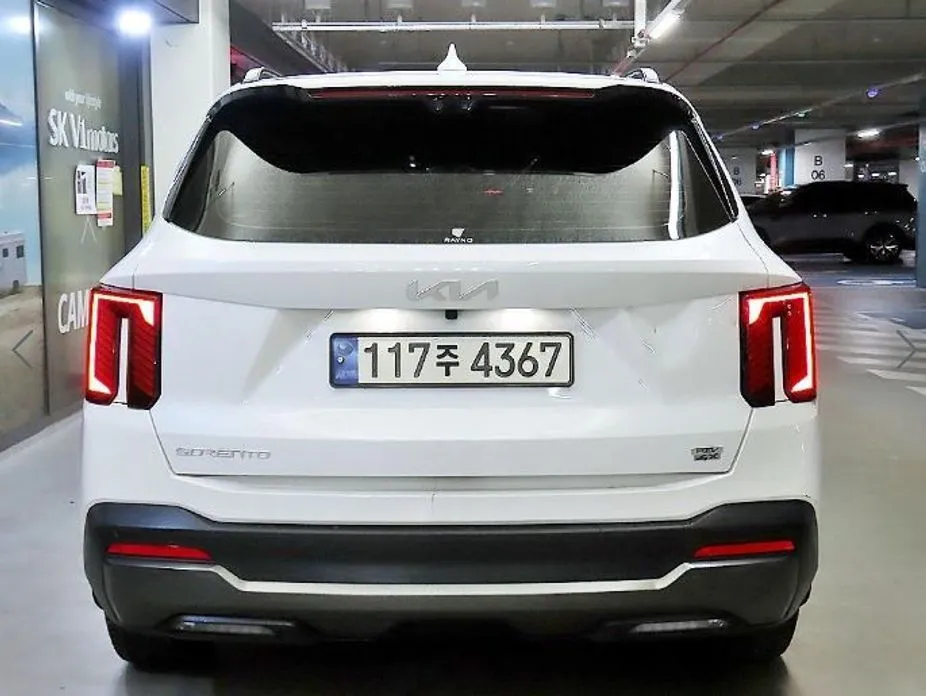 Kia Sorento — фото 5