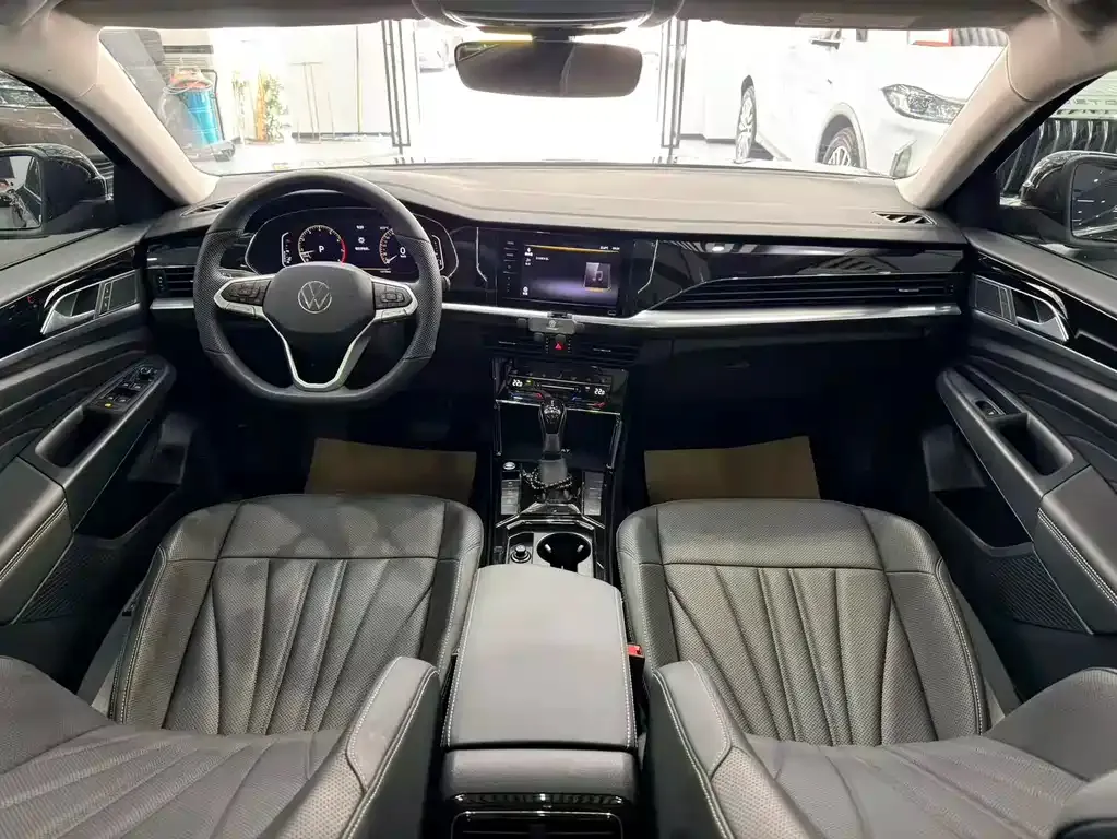 Volkswagen Passat — фото 4