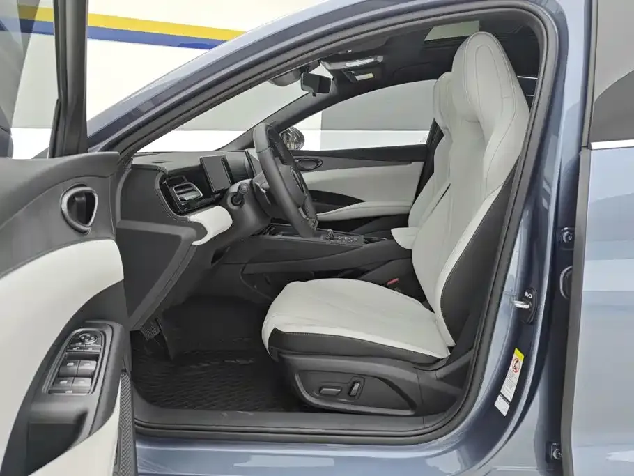 BYD Seal 06 DM-i Touring — фото 8