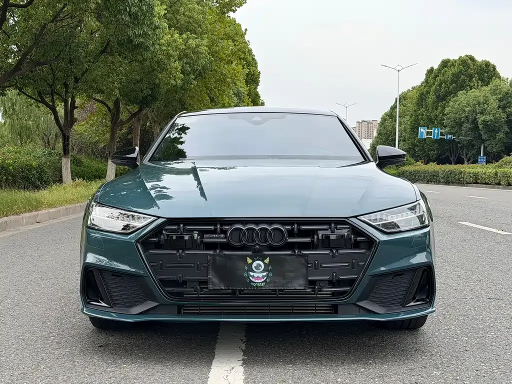 Audi A7L — фото 5