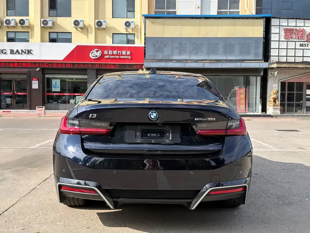 BMW i3 — фото 9