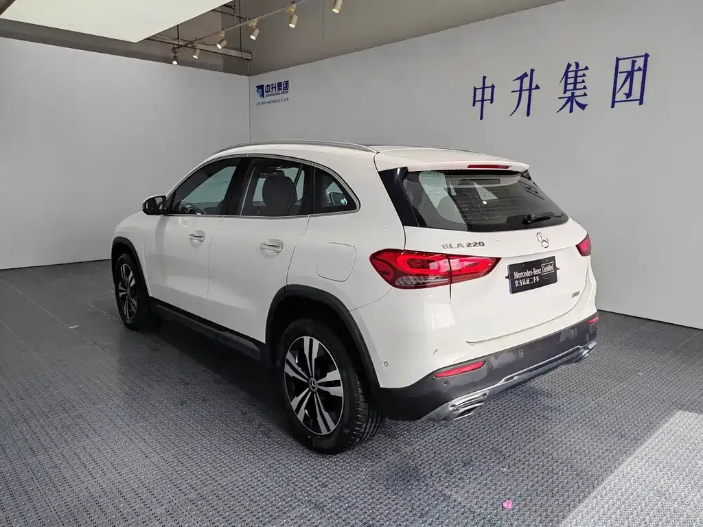 Mercedes-Benz GLA — фото 5