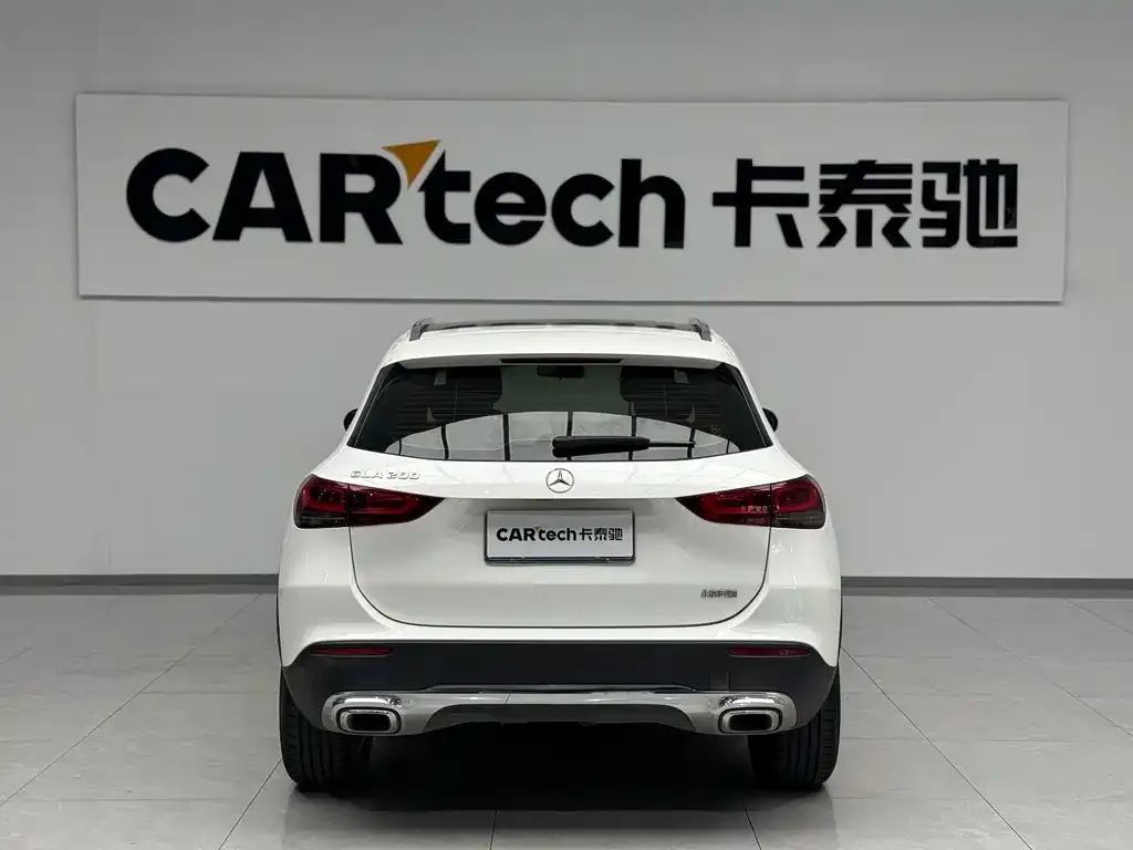 Mercedes-Benz GLA — фото 8