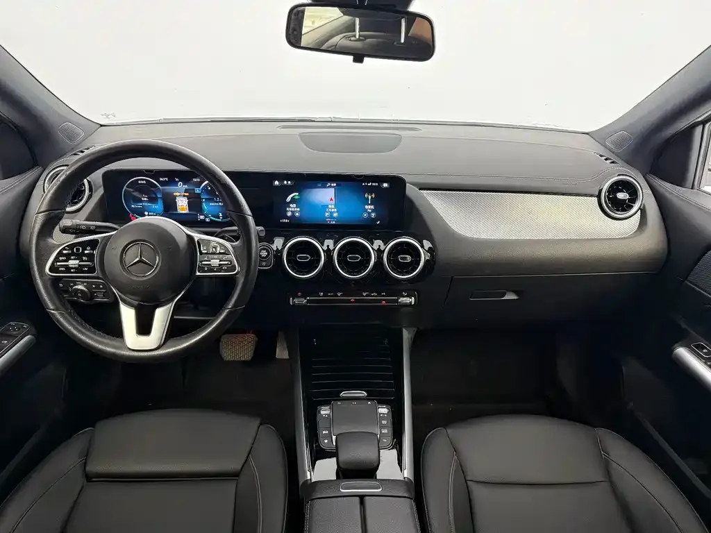 Mercedes-Benz GLA — фото 4