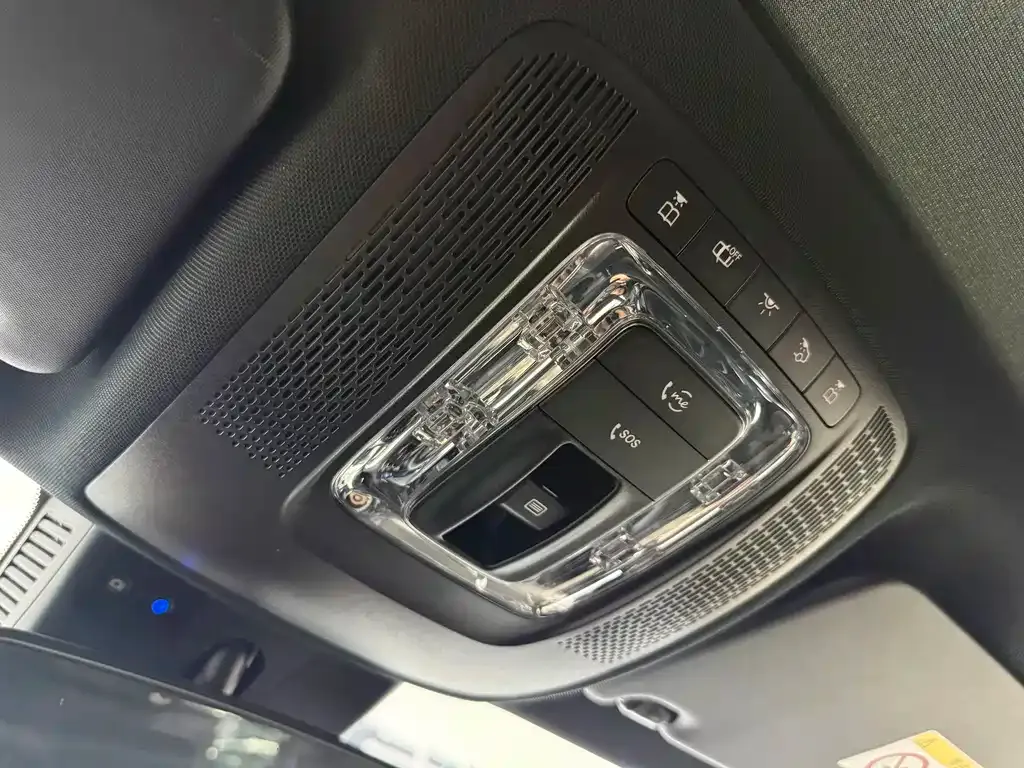 Mercedes-Benz GLA — фото 10