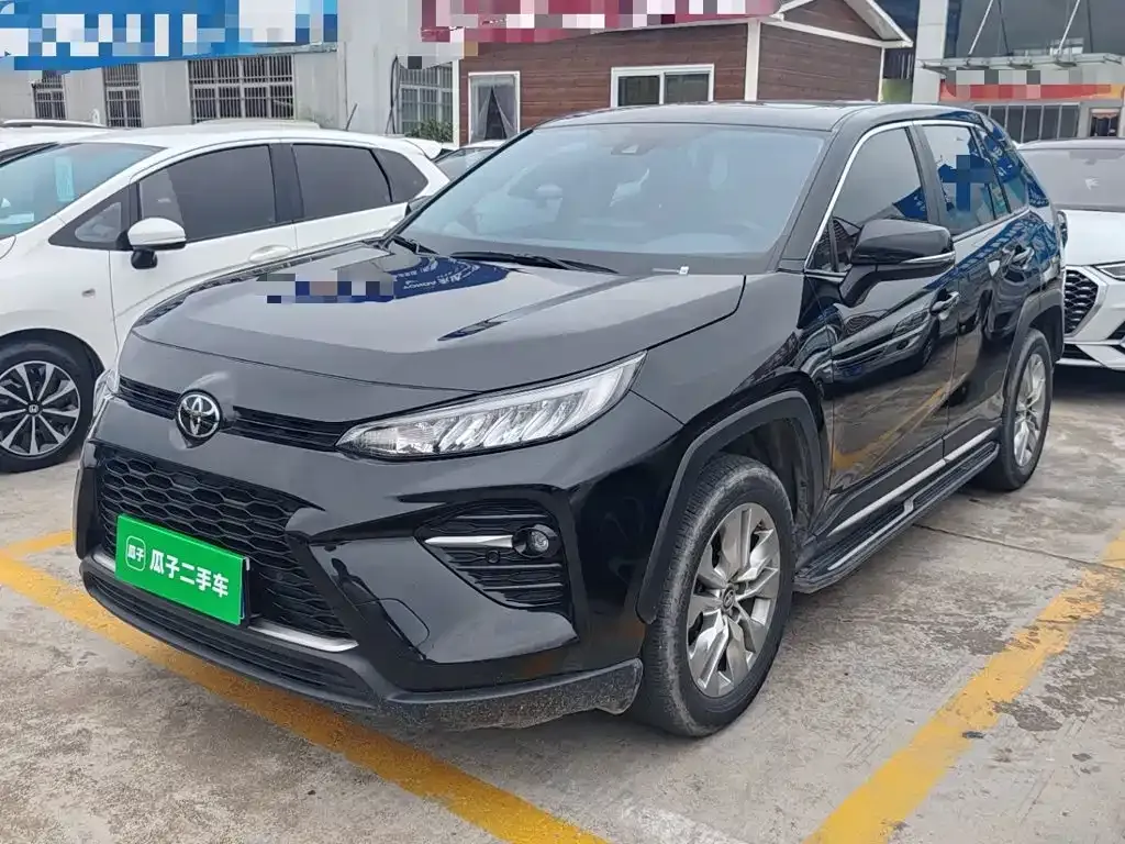 Toyota Wildlander — фото 1