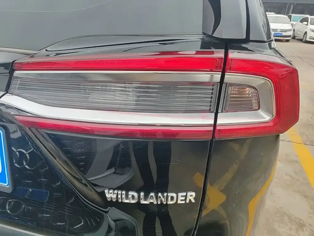Toyota Wildlander — фото 2