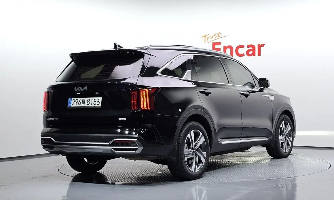 Kia Sorento — фото 7