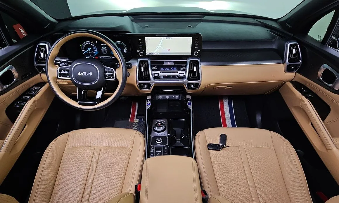 Kia Sorento — фото 8
