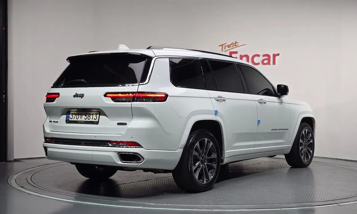 Jeep Cherokee — фото 5