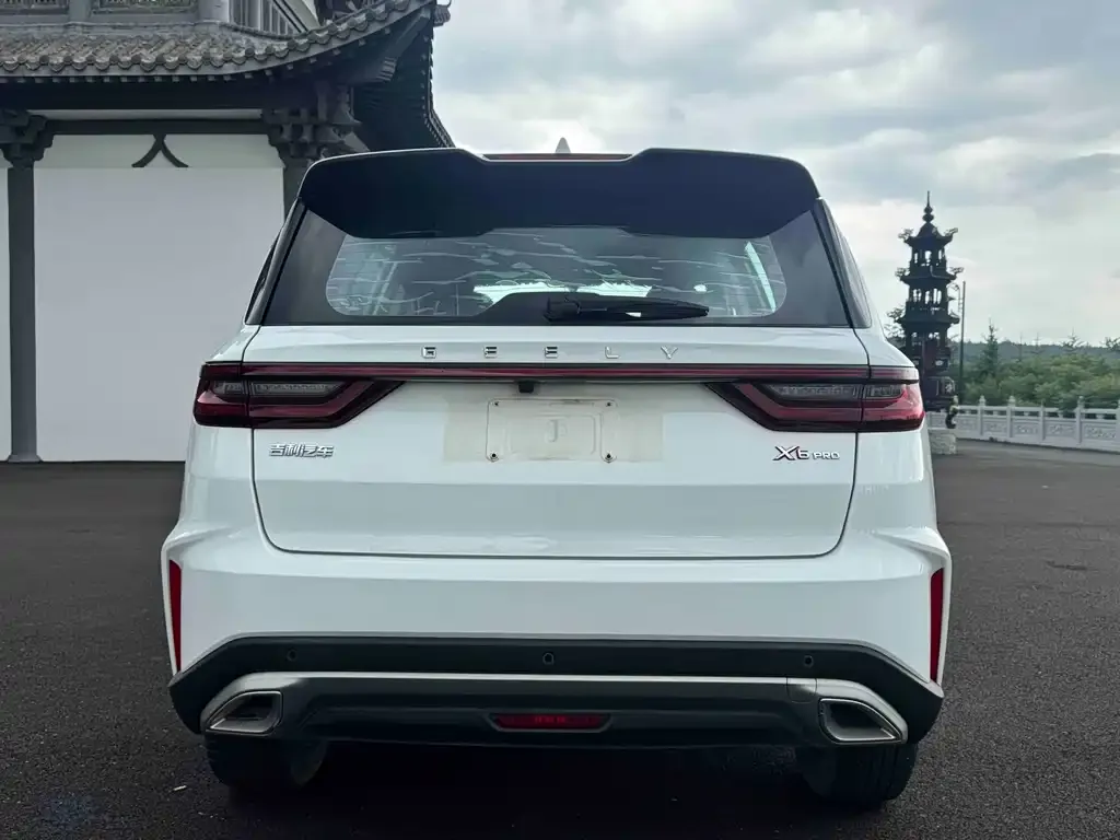 Geely Vision X6 — фото 3