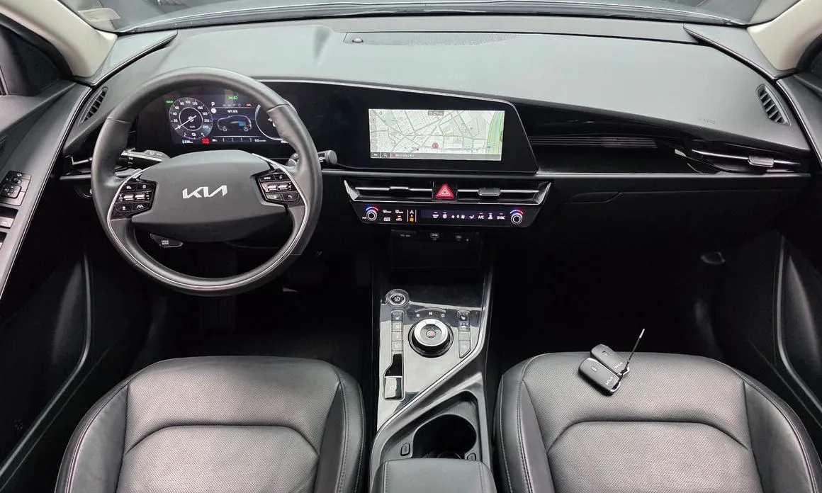 Kia Niro — фото 10
