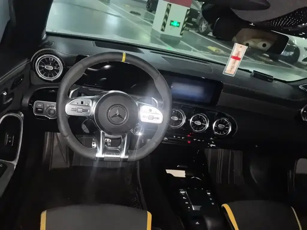 Mercedes-Benz CLA AMG — фото 6