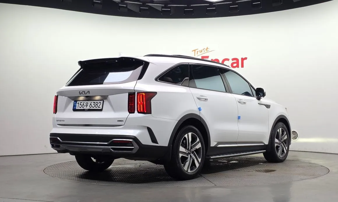 Kia Sorento — фото 5