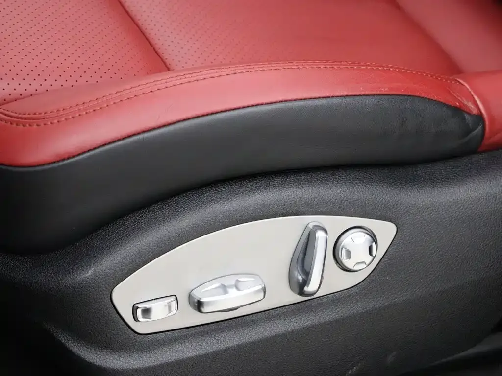 Porsche Macan — фото 7