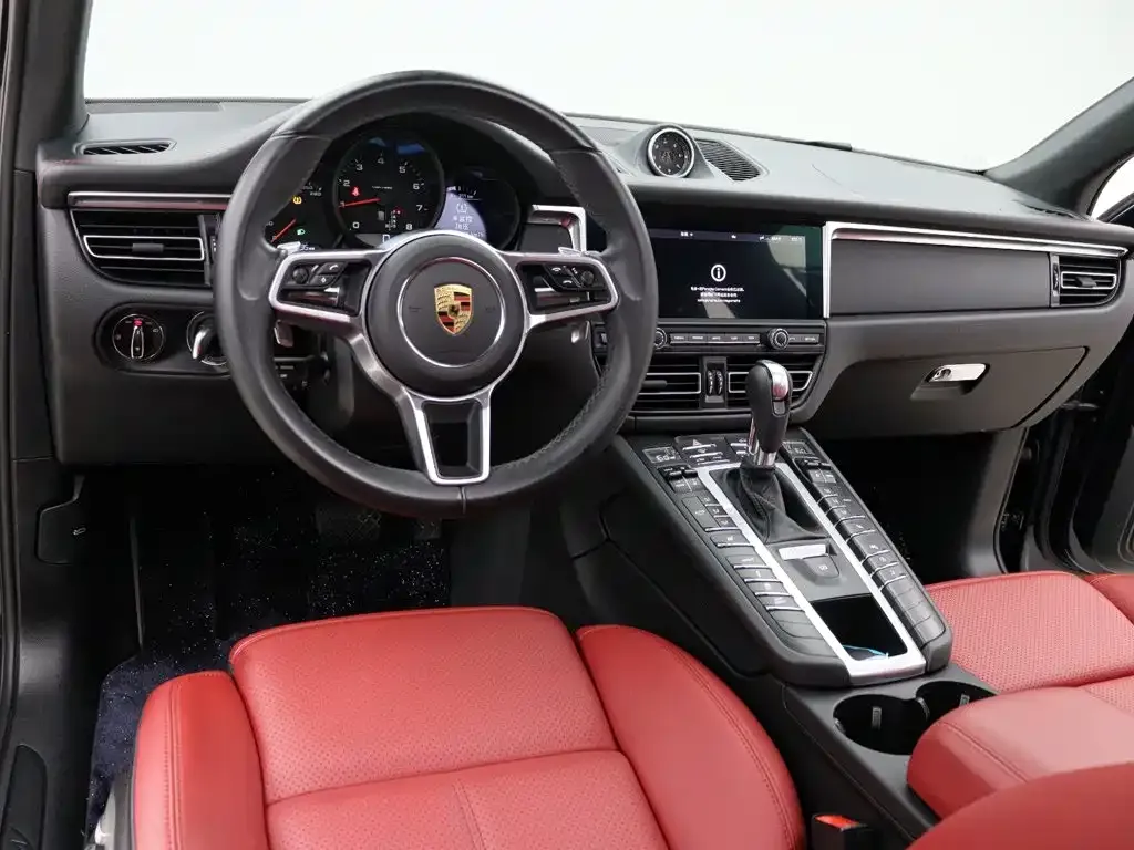 Porsche Macan — фото 10