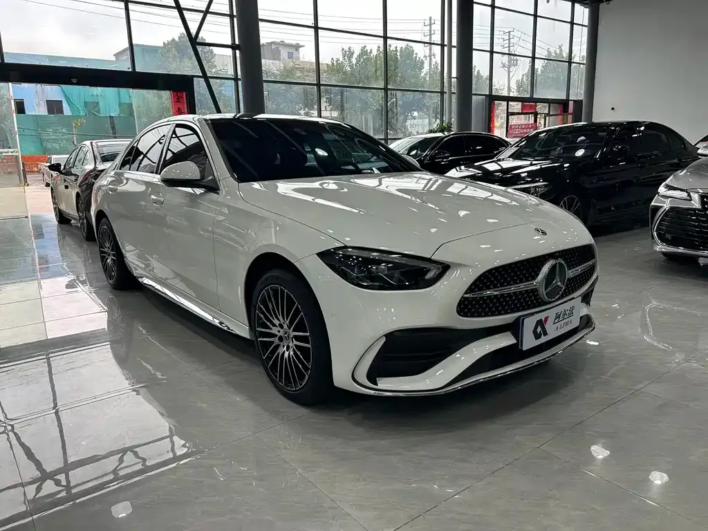 Mercedes-Benz C-Class — фото 10