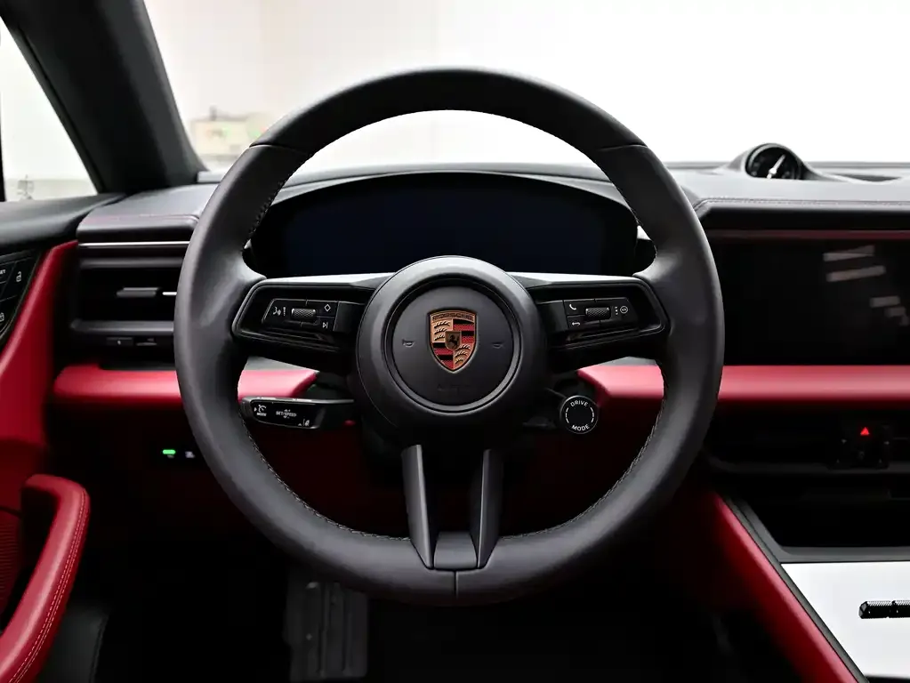 Porsche Macan EV — фото 7