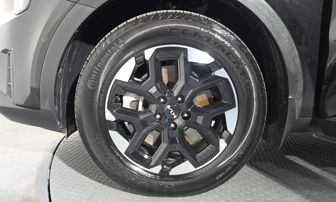 Kia Sorento — фото 8