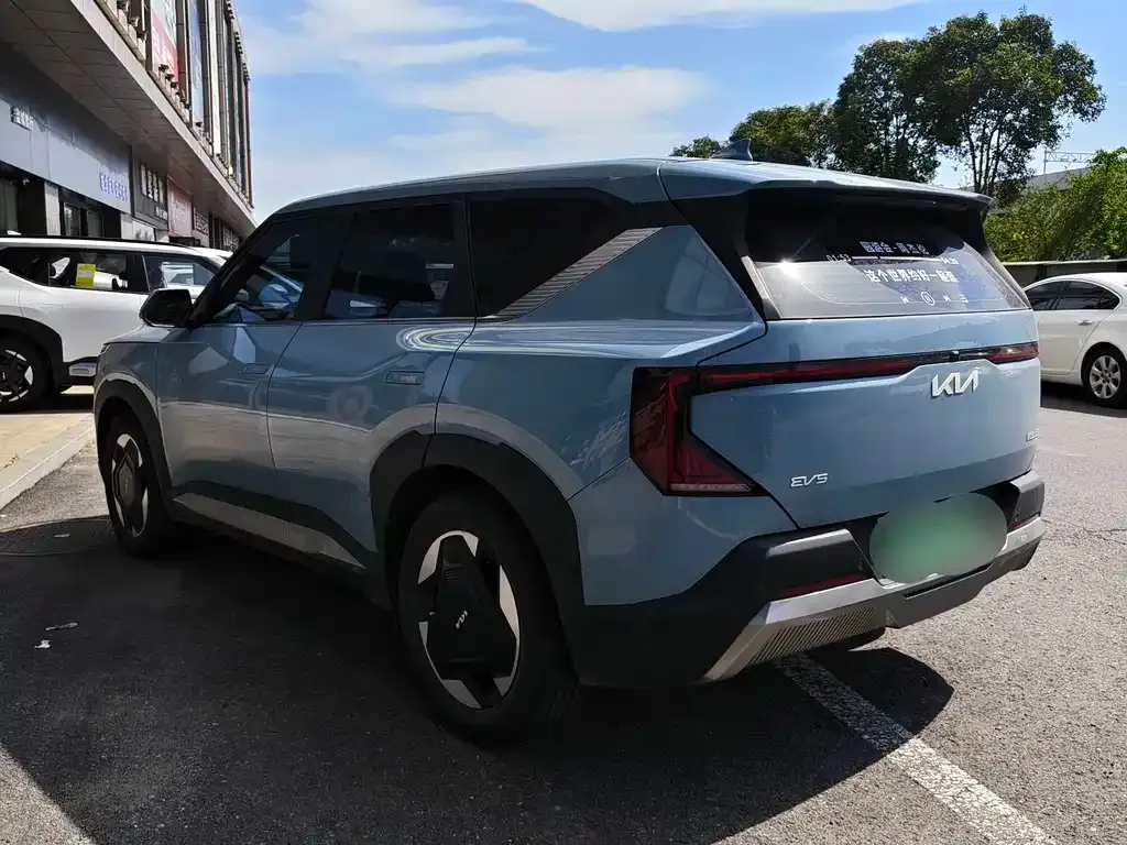 Kia EV5 — фото 8