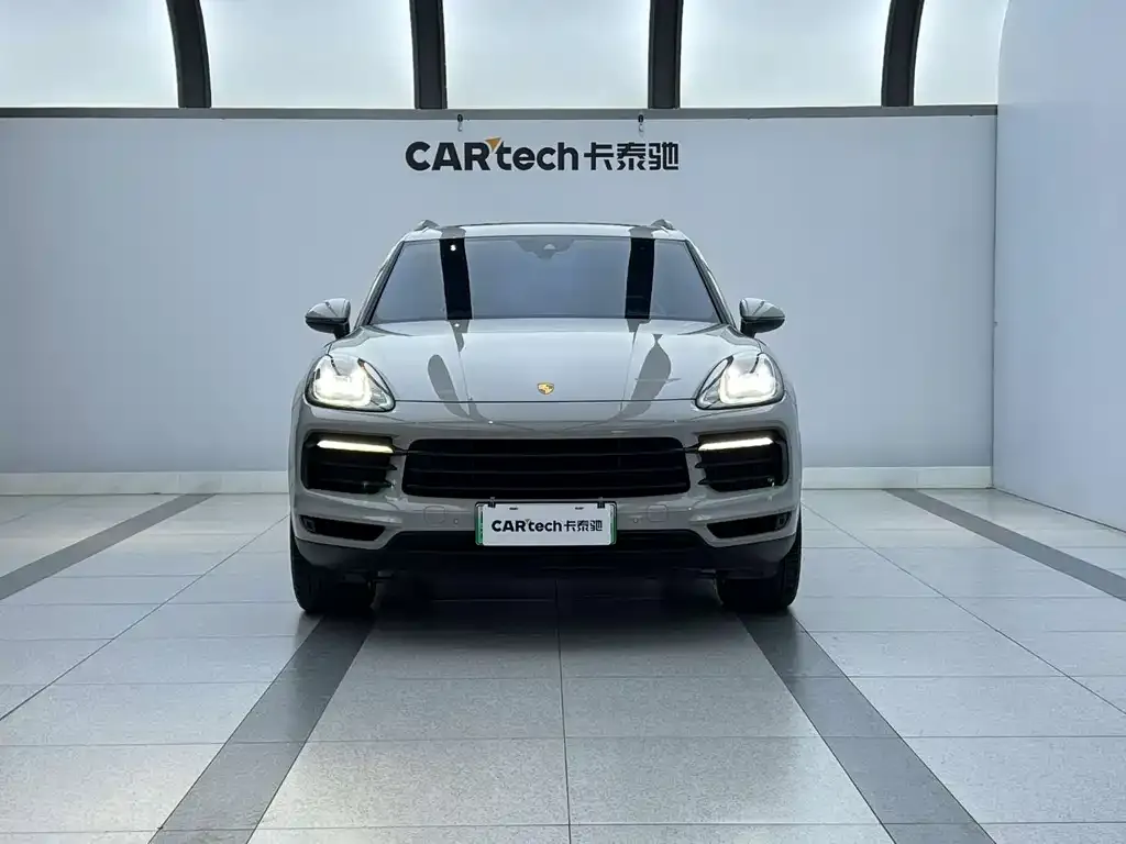 Porsche Cayenne Hybrid — фото 9