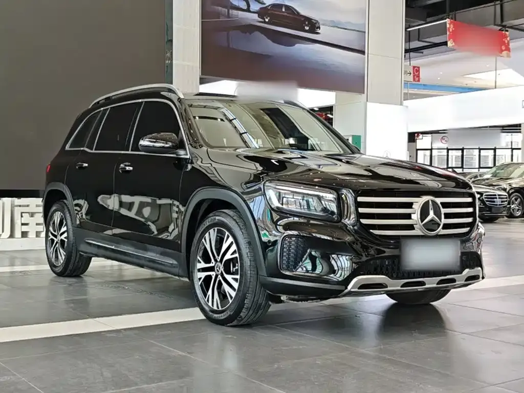 Mercedes-Benz GLB — фото 7