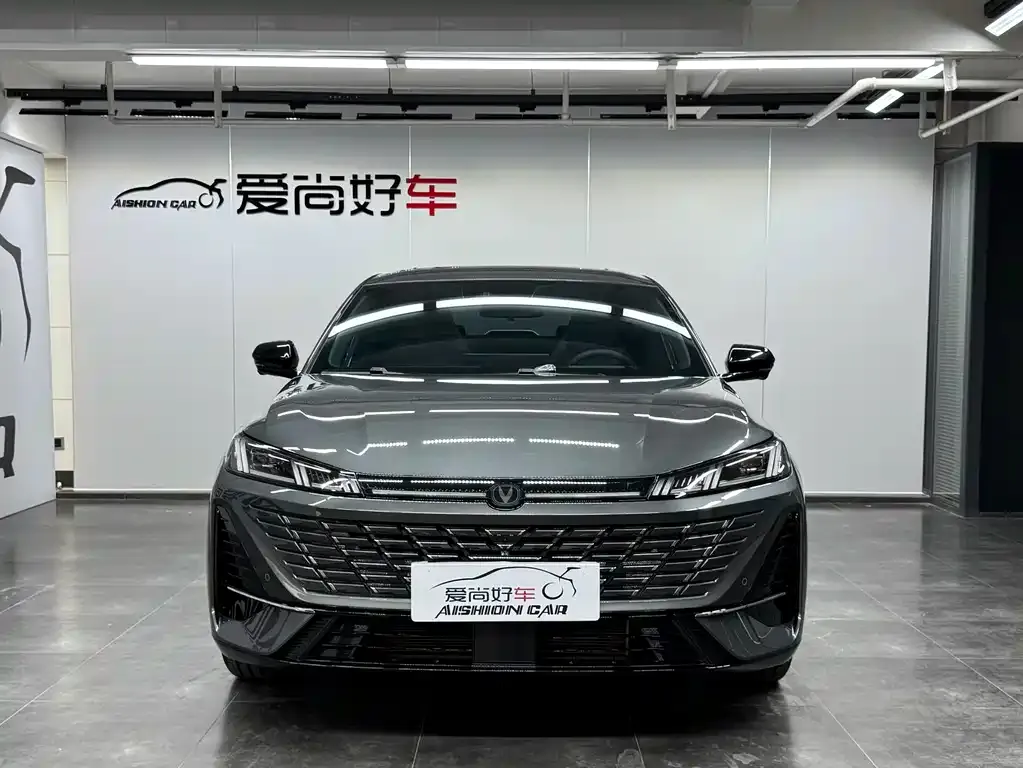 Changan Eado — фото 4