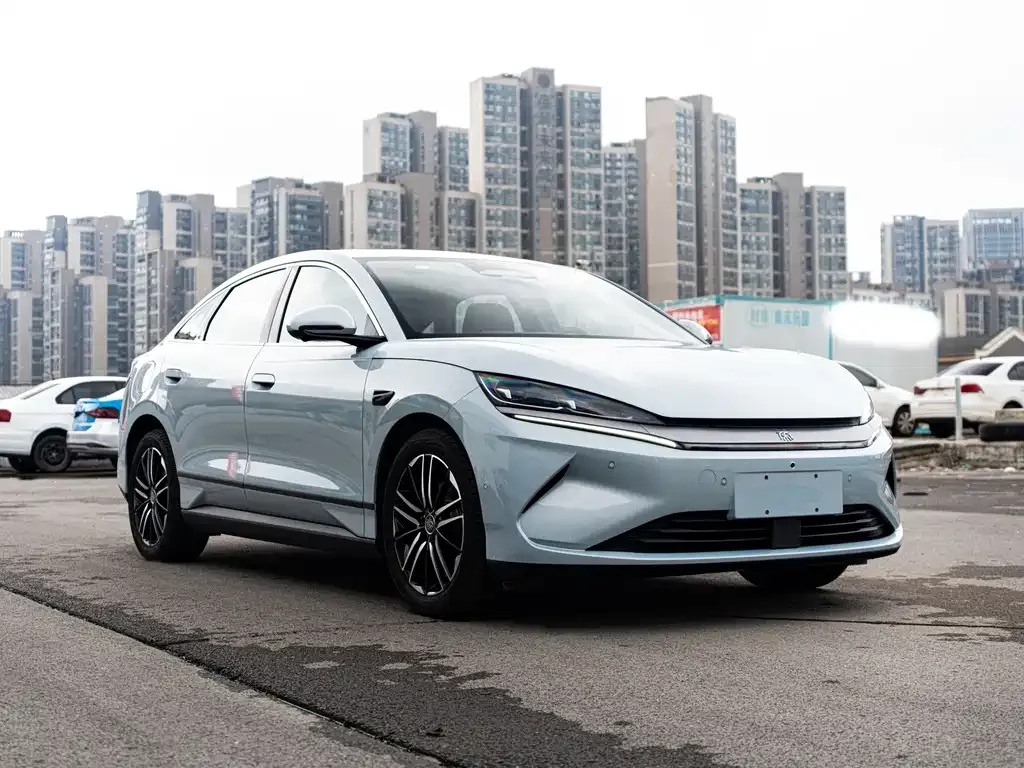 BYD Qin L — фото 4