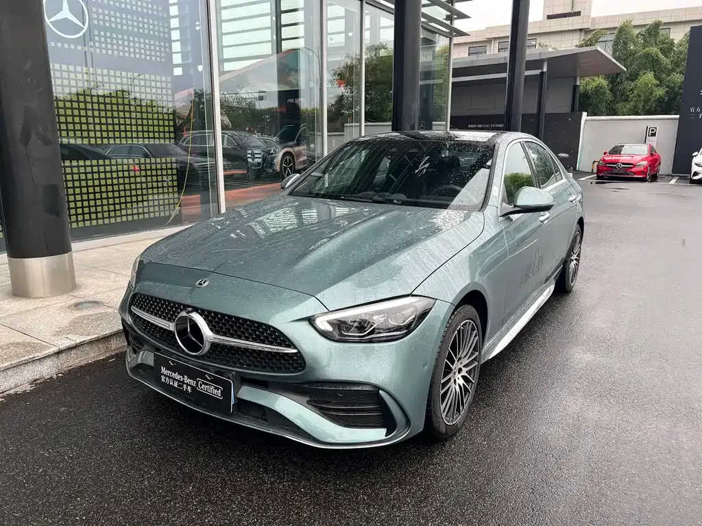 Mercedes-Benz C-Class — фото 1
