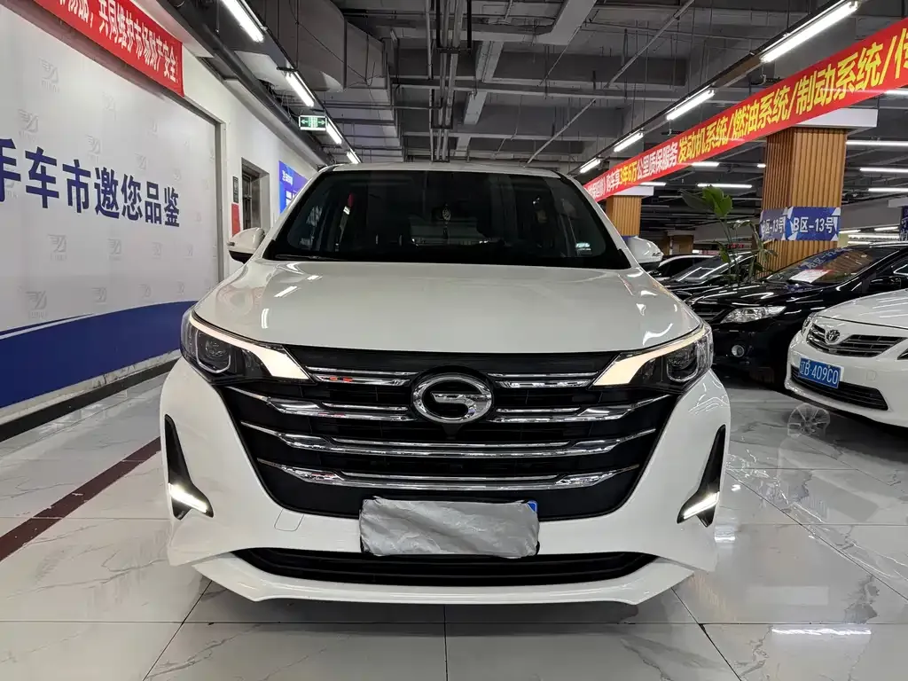 GAC Motor Trumpchi M6 — фото 1