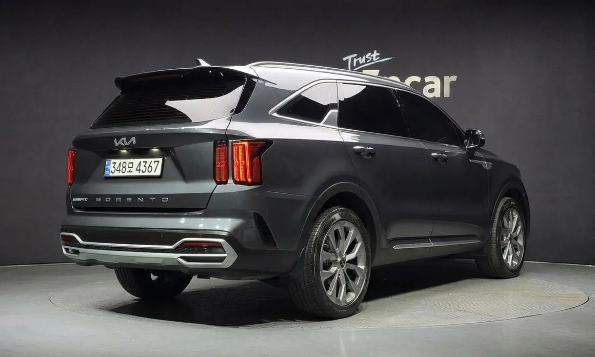 Kia Sorento — фото 5