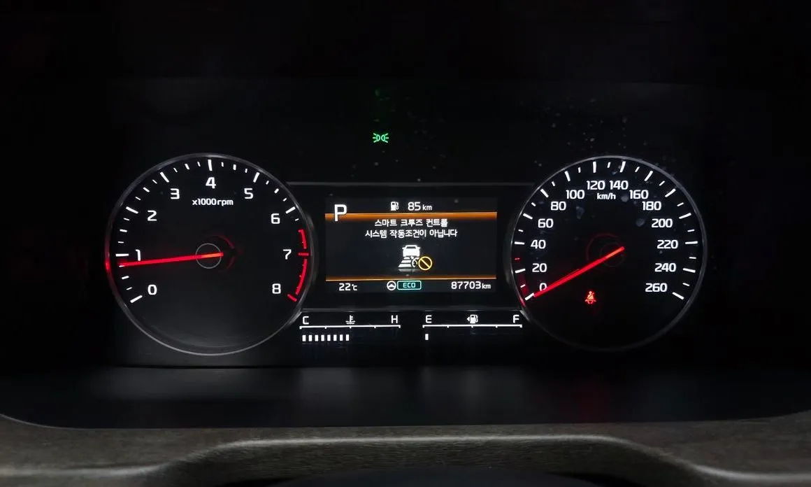 Kia Sorento — фото 7