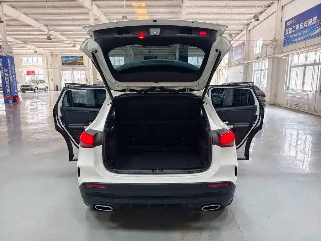 Mercedes-Benz GLA — фото 10