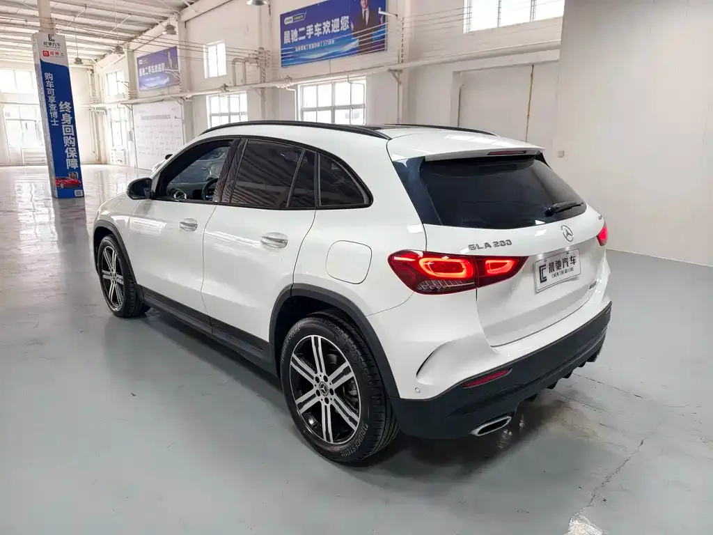 Mercedes-Benz GLA — фото 6
