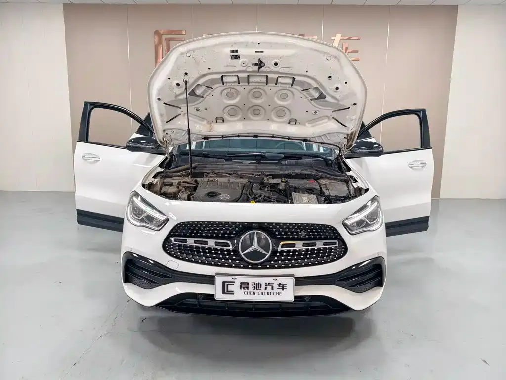 Mercedes-Benz GLA — фото 8