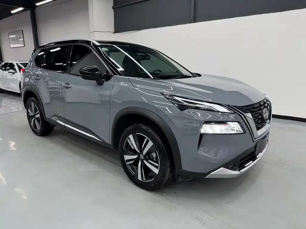 Nissan X-Trail — фото 10