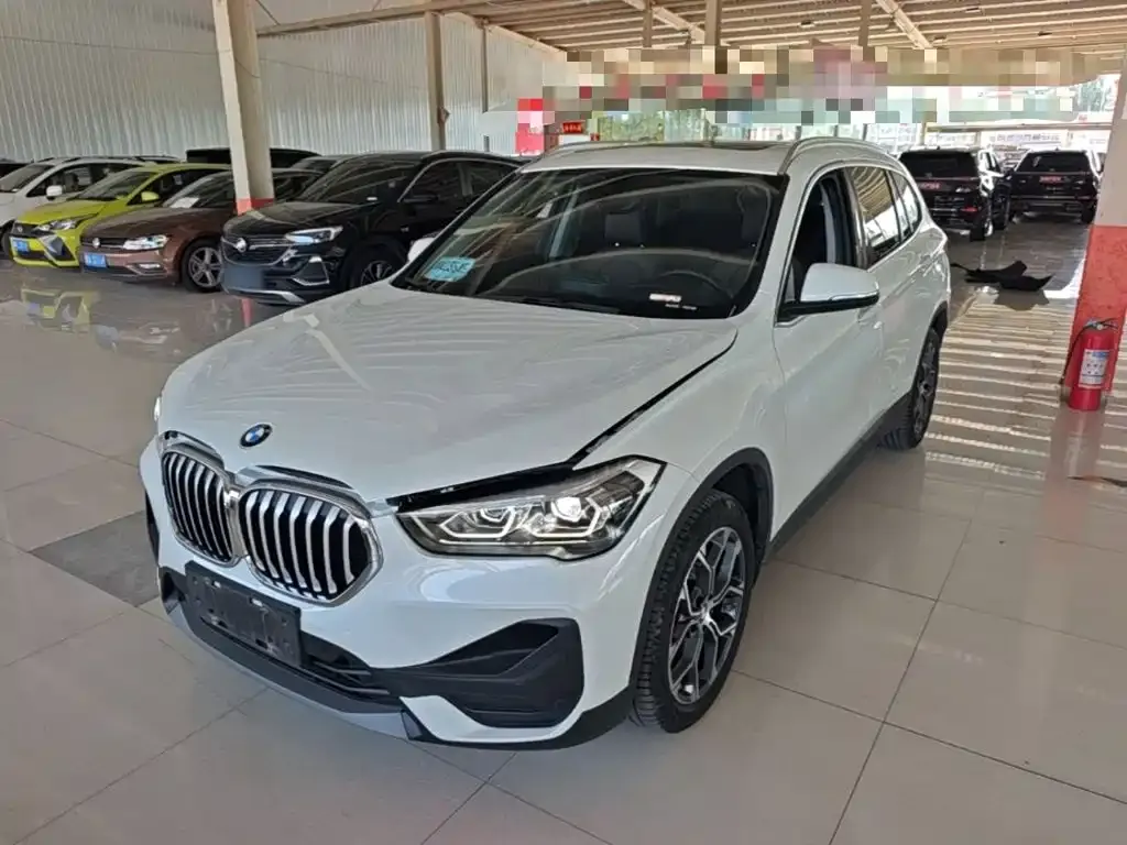 BMW X1 — фото 3