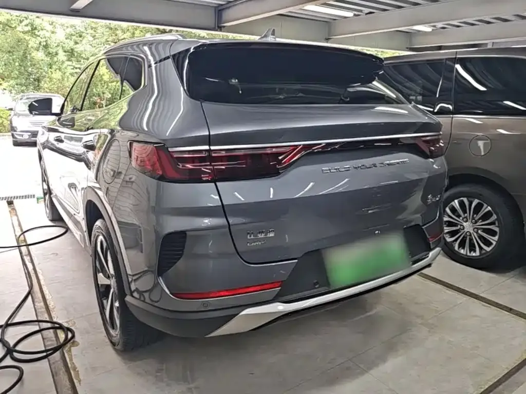 BYD PLUS New Energy — фото 3