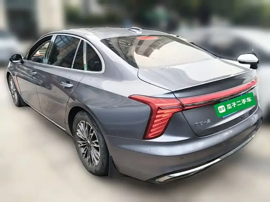 Hongqi H5 — фото 3