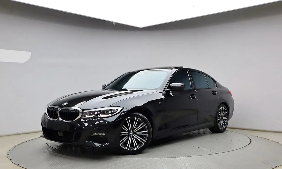 BMW 3-Series — фото 1